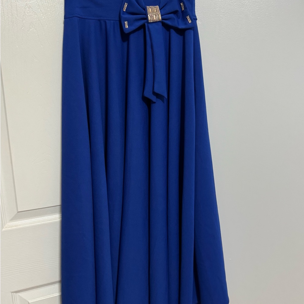 Elegant Blue Skirt with Bow Detail